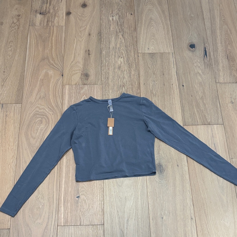 Skims New Vintage Cropped Long Sleeve T-Shirt